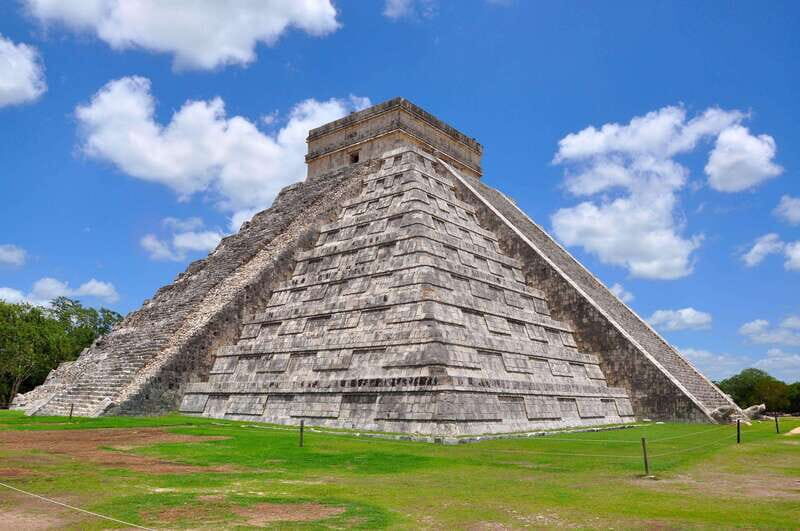 Chichen Itza: First Access Half-Day Guided Tour with Guide - Experience the Mystique of Chichen Itza with an Early Access Guided Tour