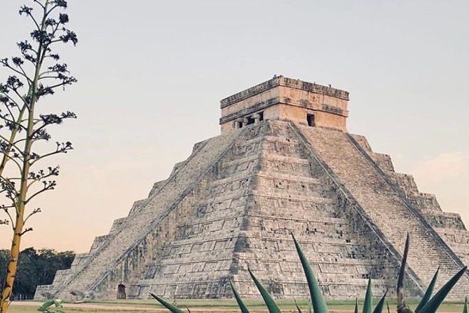 Chichen Itza Full day tour with buffet - Exploring Chichen Itza: A Step Back in Time