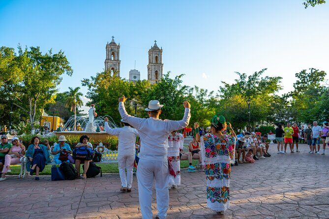 Chichen Itza guided, transport and lunch + cenote and Valladolid. - FAQ