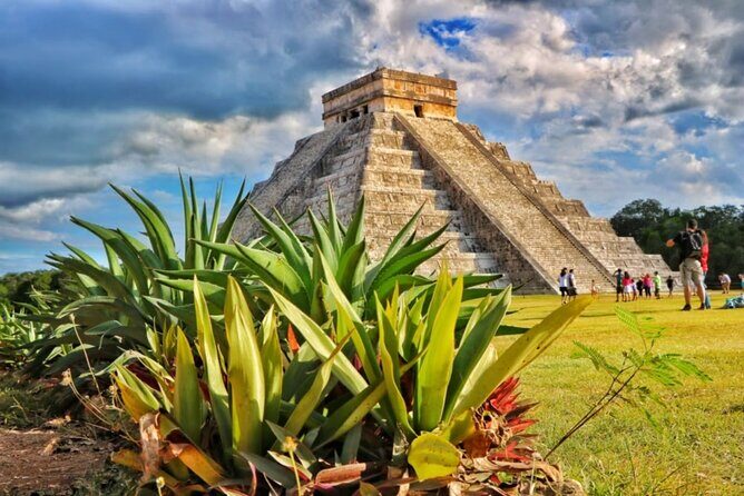 Chichen Itza Walking Tour with Audioguide (no ticket) - Who Should Consider This Tour?