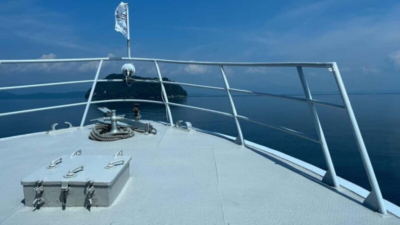 Chikubushima: Half-day private guided tour from Kyoto - Exploring Chikubushima: A Quiet Gem on Lake Biwa