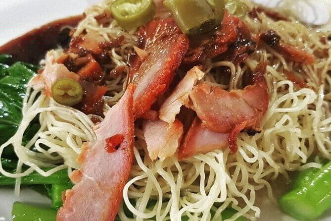 Chinatown Heritage and Local Street Food Small Group Tour - Experiencing Singapore’s Chinatown: A Food and Heritage Tour