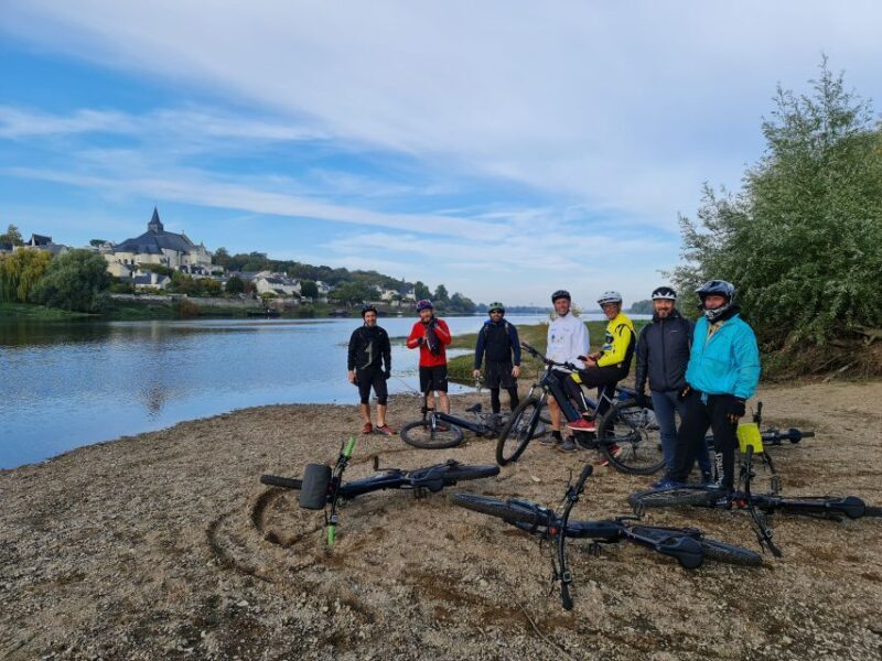Chinon: Bicycle Tour of Saumur Wineries with Picnic Lunch - FAQ