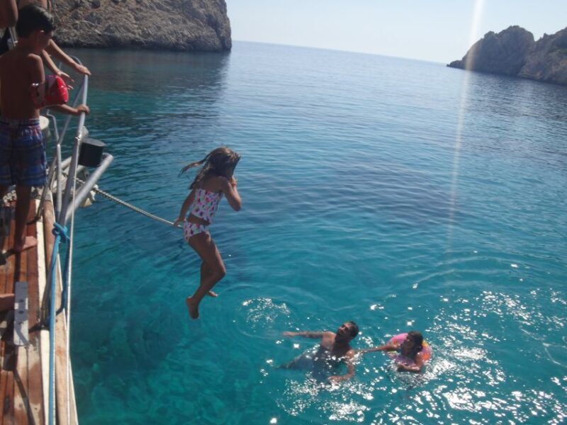 Chios: Sailing Boat Cruise to Oinouses with Meal & Drinks - Key Points