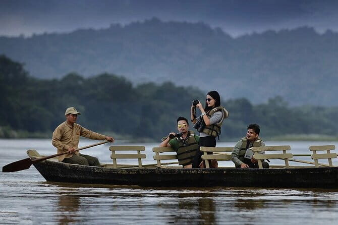 Chitwan Elegance: A 3-Day Luxury Wildlife Experience - A Detailed Look at the 3-Day Luxury Wildlife Tour