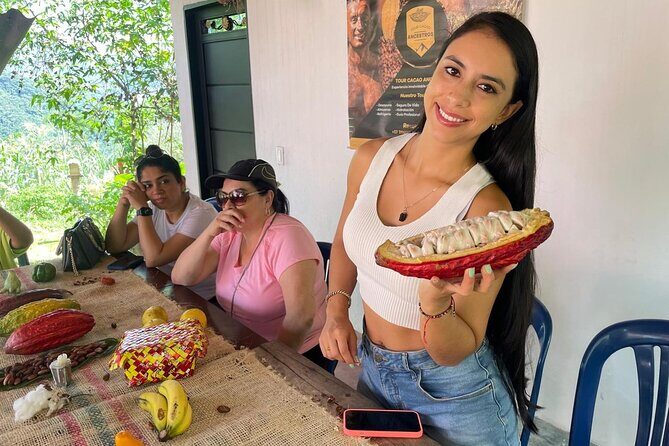 Chocolate Tour With Exfoliation in Beautiful River from Medellín! - Key Points