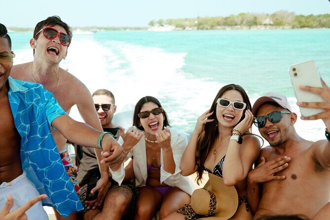 Cholon Boat Party Up 15 People - Who Should Consider This Tour?