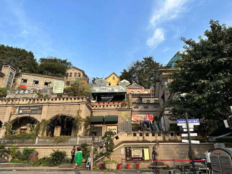 Chongqing: 1-dayEssential CityTour (no car,licensed tourgde) - How the Tour Works: Practical Details