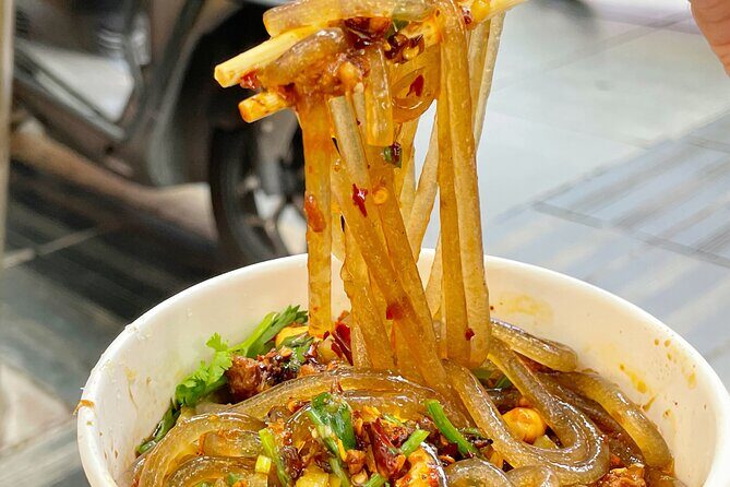 Chongqing Food Exploration, Old Town & Magic Night Views - A Deep Dive into the Chongqing Food Exploration Tour