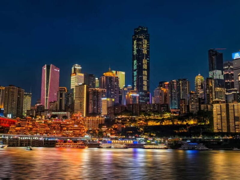 Chongqing: Food Tour with Old Town and Magical Night Views - The Night Skyline: A View to Remember
