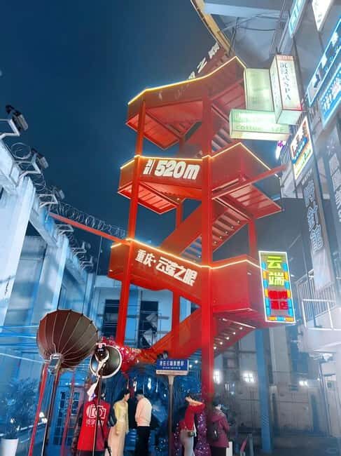 Chongqing Nightscape Adventure - Key Points