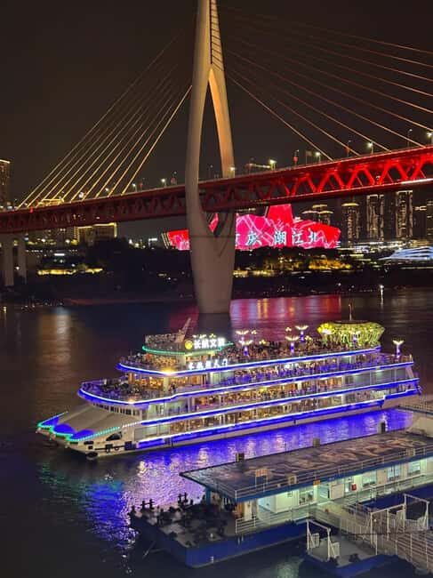 Chongqing Nightscape Adventure - Who Will Love This Tour?