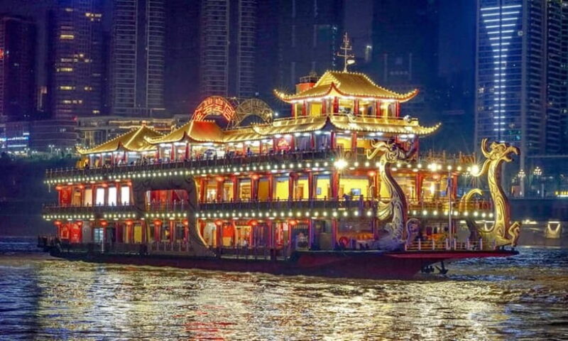 Chongqing Two Rivers Night Tour+WFC Building + Ciqikou Tour - The Itinerary in Detail