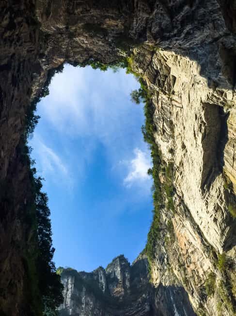 Chongqing: Wulong 2-Day Tour with Impression Wulong Show - Discovering Wulong: A Two-Day Adventure from Chongqing