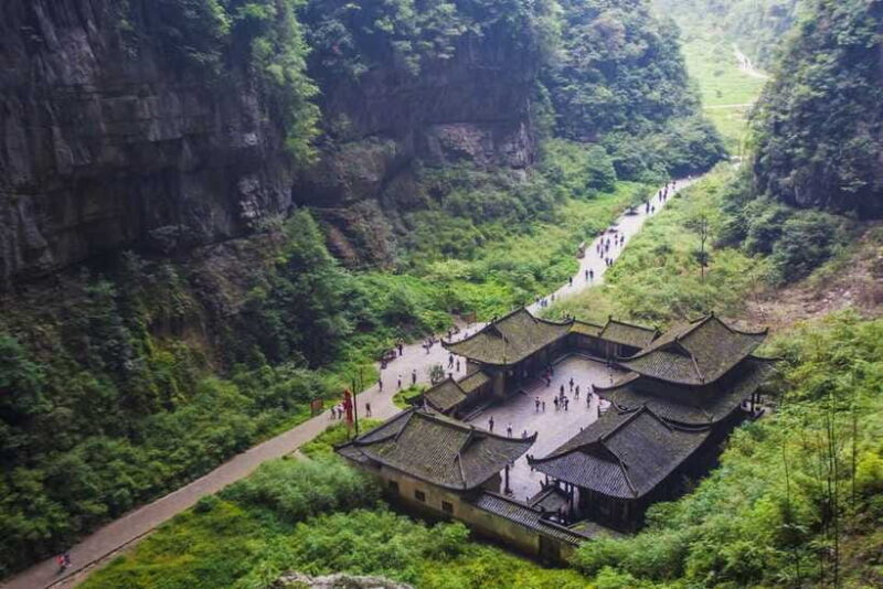 Chongqing: Wulong 2 Spots All-inclusive Luxury Private Trip - Possible Drawbacks and Considerations
