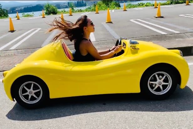 Choro-Q Mini Car Driving Experience in Lake Kawaguchi Area - Guides who add more than directions