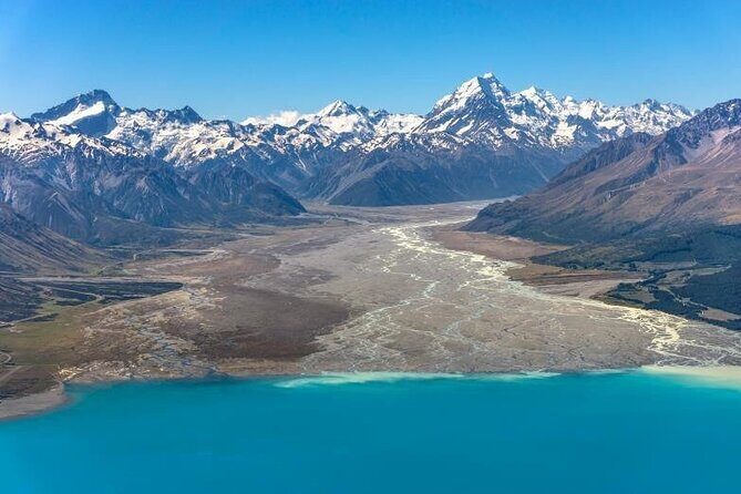 Christchurch to Aoraki Mount Cook helicopter tour - A Detailed Review of the Christchurch to Aoraki Mount Cook Helicopter Tour