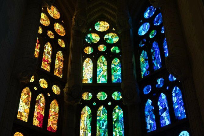 Christmas In Barcelona: Private Custom Tour With A Local Host - An Authentic Christmas Stroll Through Barcelona’s Festive Heart