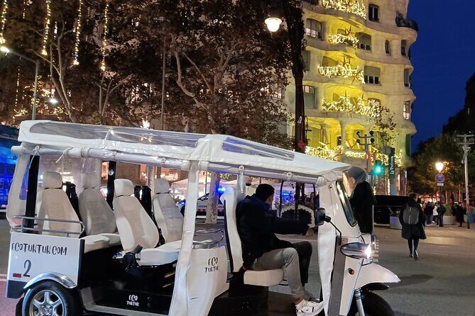 Christmas Lights Tour of Barcelona in Private Eco Tuk Tuk - Final Thoughts