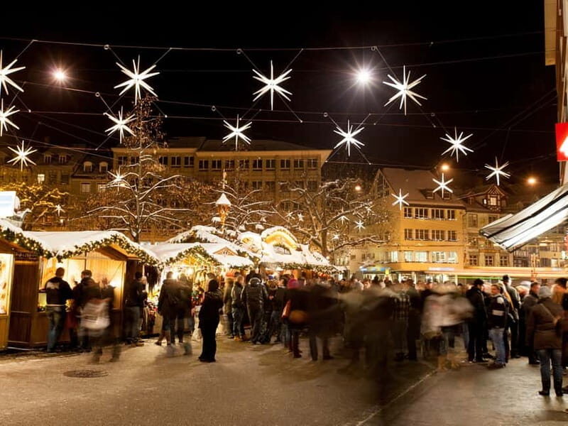 christmas tour in the city of stars - The Experience and Atmosphere