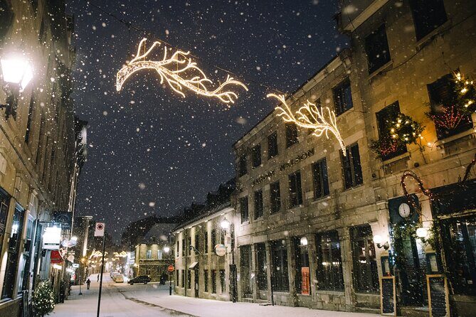 Christmas Walking Tour in Old Montreal - Key Points