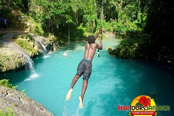 Chuck Norris Secret Falls/Blue Hole - Discovering the Blue Hole Near Montego Bay