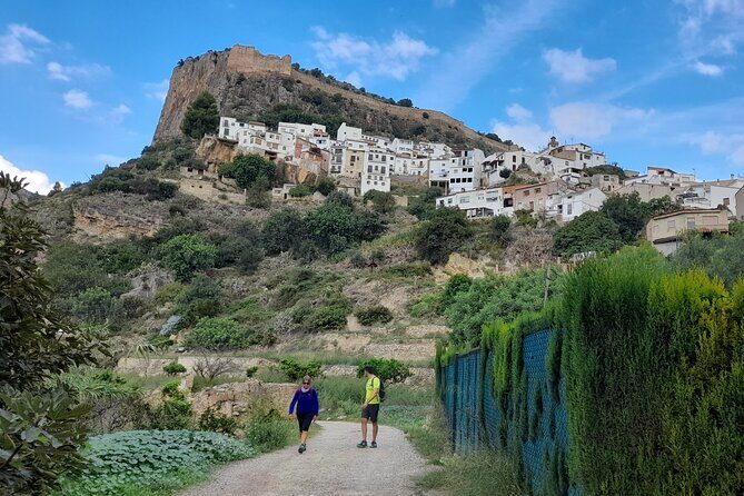 Chulilla Hike to the Hanging Bridges from Valencia - Frequently Asked Questions