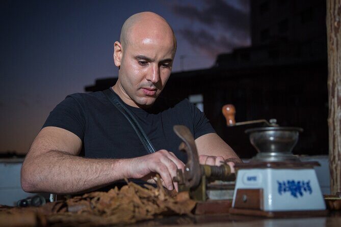 Cigar Rolling Experience with Rum and Chocolate Pairing - FAQs