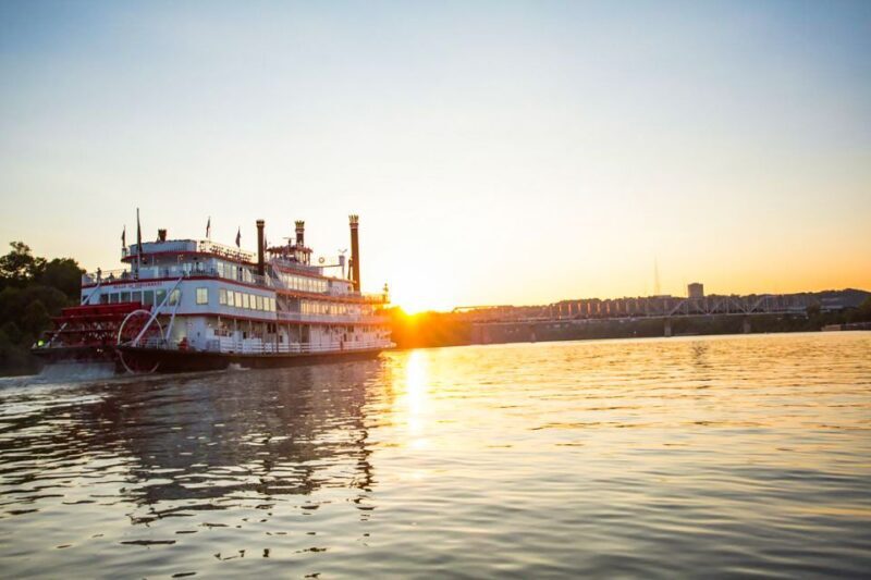 Cincinnati: Riverboat Cruise with Lunch and Entertainment - A Detailed Look at the Cincinnati Riverboat Experience