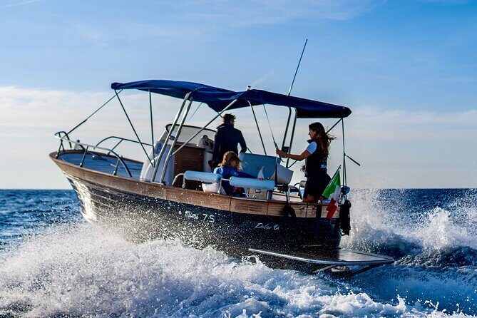 Cinque Terre boat tour PRIVATE, Wonderful Experience - A Deep Dive into the Cinque Terre Private Boat Tour