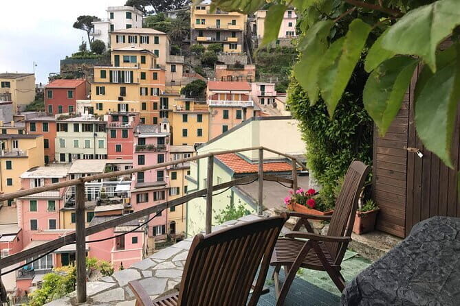 Cinque Terre Day Trips From Florence Sunshine and Discovery - Who Should Consider This Tour?