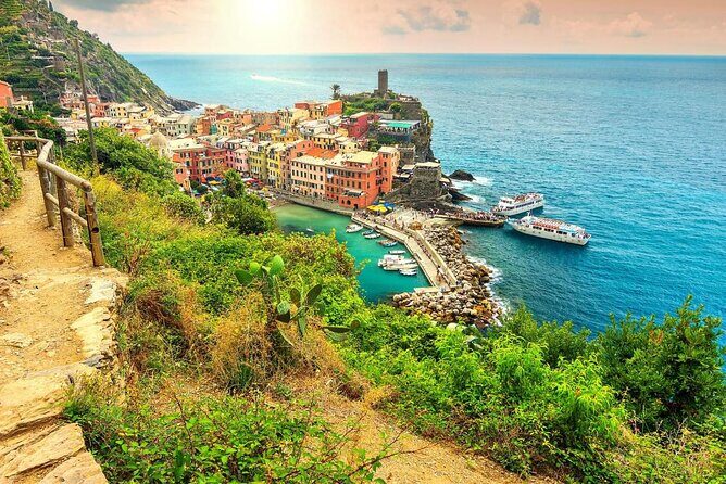 Cinque Terre Sunset Boat Tour Experience - A Detailed Look at the Cinque Terre Sunset Boat Tour