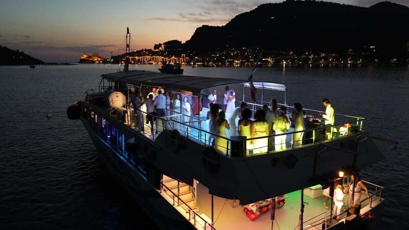 Cinque Terre: Sunset cruise tour with aperitif - Exploring the Experience: What to Expect from the Sunset Cruise