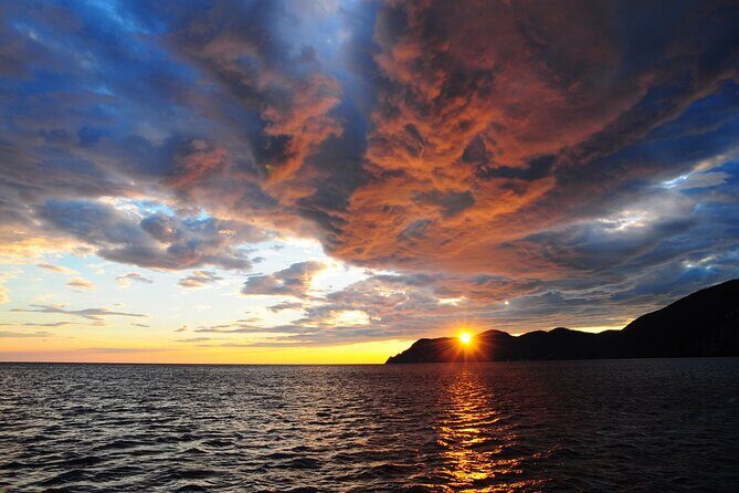 Cinque Terre Sunset Cruise with Aperitif from Monterosso - Exploring the Itinerary: What to Expect at Each Stop
