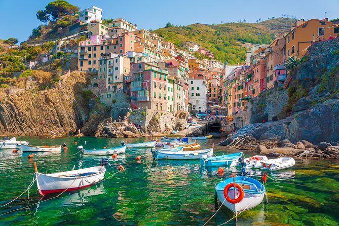 Cinque Terre tour with limoncino tasting from La Spezia Train Station - FAQs