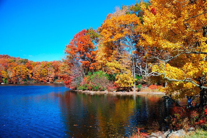 Circle Line: 8-hr Bear Mountain Oktoberfest Cruise - Key Points