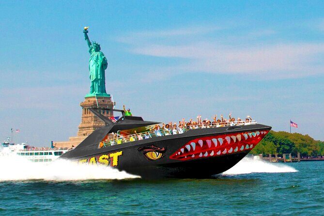 Circle Line: The Beast Downtown - Speedboat Ride - A Deep Dive into the Speedboat Adventure