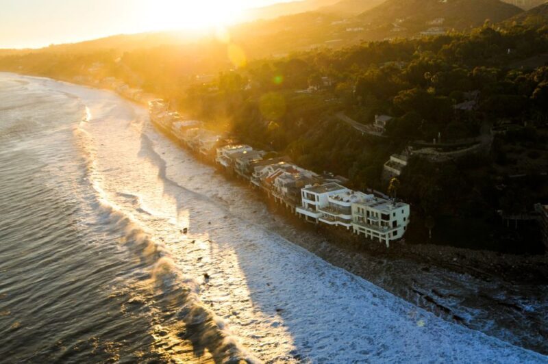 City & Coast: Beaches & City: 50-Minute Helicopter Tour - The Experience in Detail