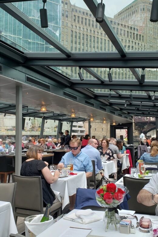 City Cruises Chicago: Brunch, Lunch, or Dinner River Cruise - A Closer Look at the Experience
