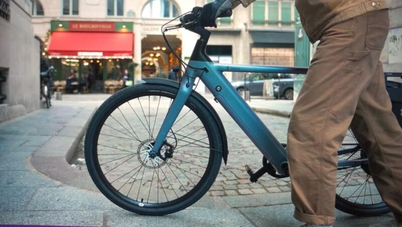 City E-Bike tour of 2.5 hours - Exploring the Paris Highlights by E-Bike