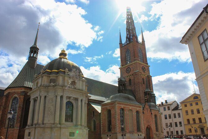 City Hall, Old Town & Vasa Museum - all-in-1 guided experience - FAQs