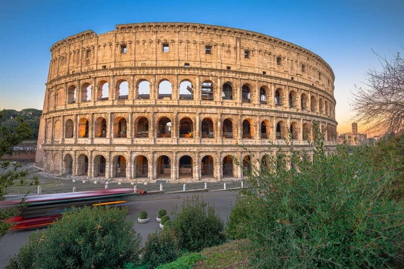 City Highlights Walking Tour with Optional Colosseum Tour - Key Points