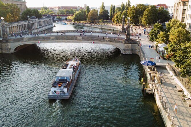 City lounge trip with the lounge ship through Berlin - FAQ