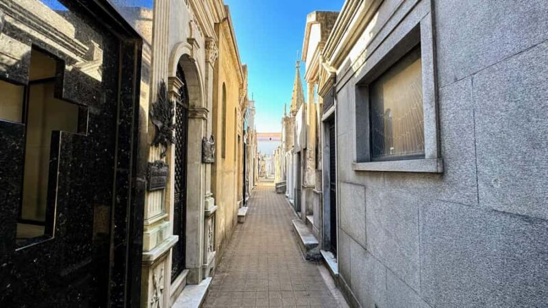 City of Angels: Walking Tour Recoleta - Skip the line - What Travelers Say