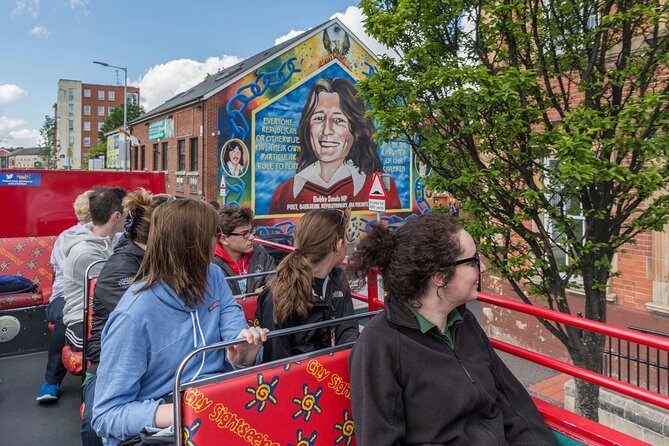 City Sightseeing Belfast Hop-On Hop-Off Bus Tour - A Closer Look at the Belfast Bus Tour
