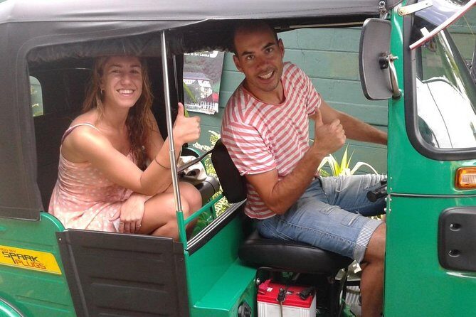 City tour, Agra 8 hours tuk- tuk/ Rickshaw ride - Exploring Agra in a Rickshaw: An Authentic 8-Hour Adventure