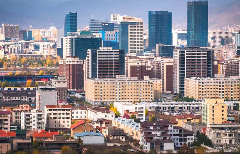 City tour all included, traditional music and dance concert - Savoring Traditional Cuisine