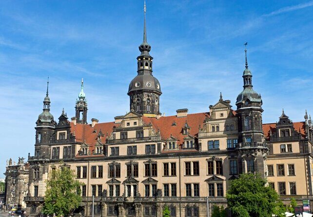 City tour and castle tour with green vaults, parade rooms and much more - Exploring Dresden: An In-Depth Review