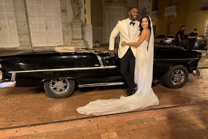 City tour by antique vehicle, luxury experience in Cartagena - A Closer Look at the Cartagena Antique Vehicle Tour