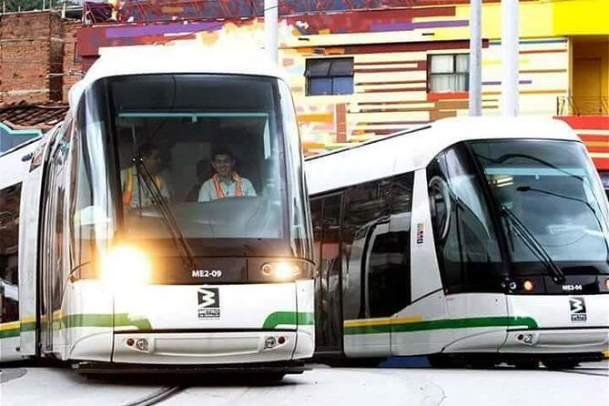 City Tour & Comuna 13 - A Detailed Look at the Tour